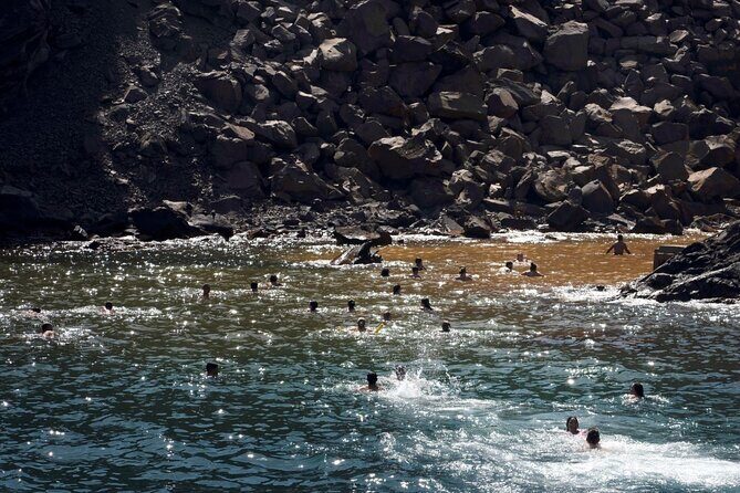 Santorini - Volcano and Hot springs - What to Expect on the Tour