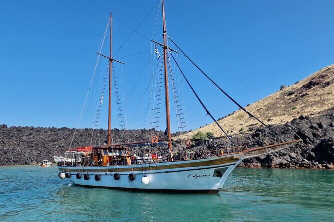 Santorini - Volcano and Hot springs - Who Will Love This Tour?