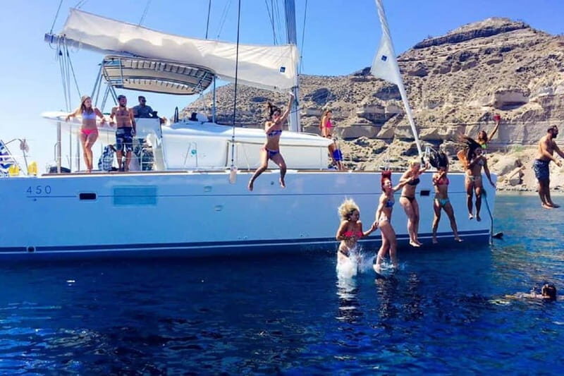 Santorini:All-inclusive Catamaran Cruise with Thirassia Stop - FAQs