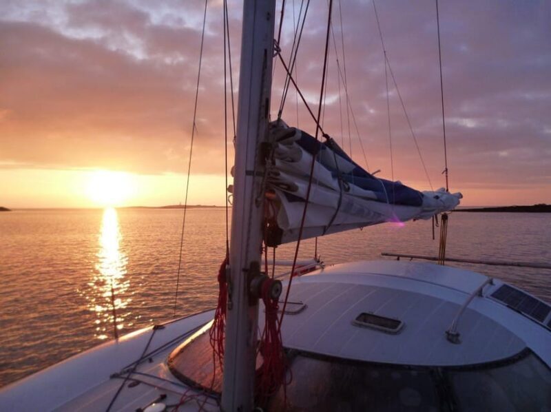 Santorini:Catamaran: private cruise with food & drinks - A Closer Look at the Santorini Catamaran Experience