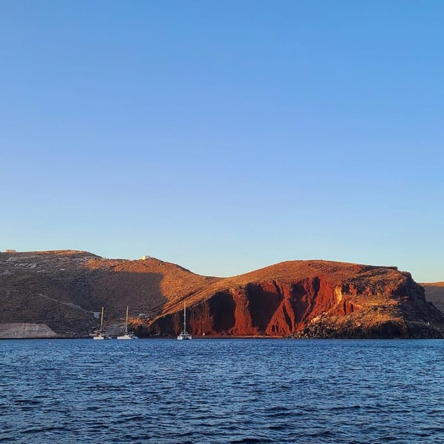 Santorini:Cruises with Catamaran around the Volcanic Island. - A Complete Look at the Santorini Catamaran Experience