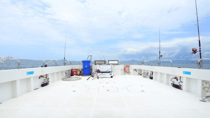 Sanya: Deep Sea Fishing Yacht Experience - An In-Depth Look at the Deep Sea Fishing Yacht Experience