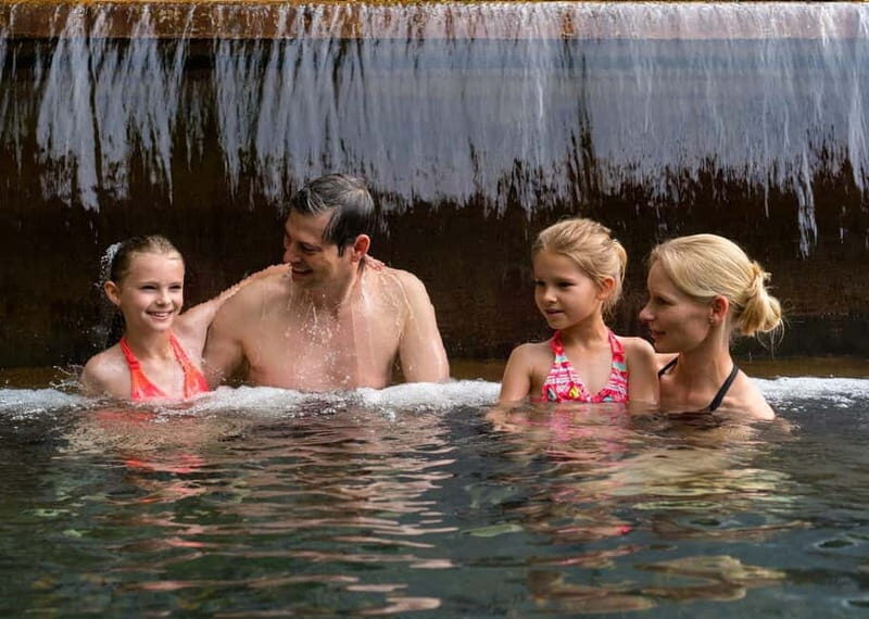 São Miguel Azores: Furnas Evening Thermal Baths w/tickets - What to Expect in Terms of Comfort and Practicality
