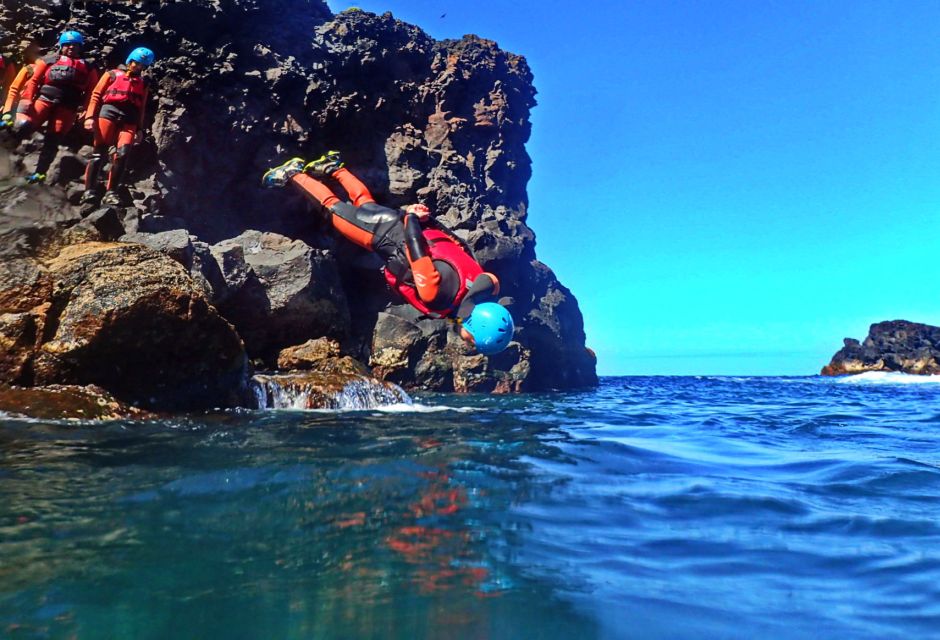 São Miguel: Coasteering Experience in Caloura - Highlights of the Coasteering Journey