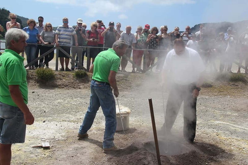 São Miguel: Furnas Volcano & Tea Plantation Tour & Lunch - Introduction
