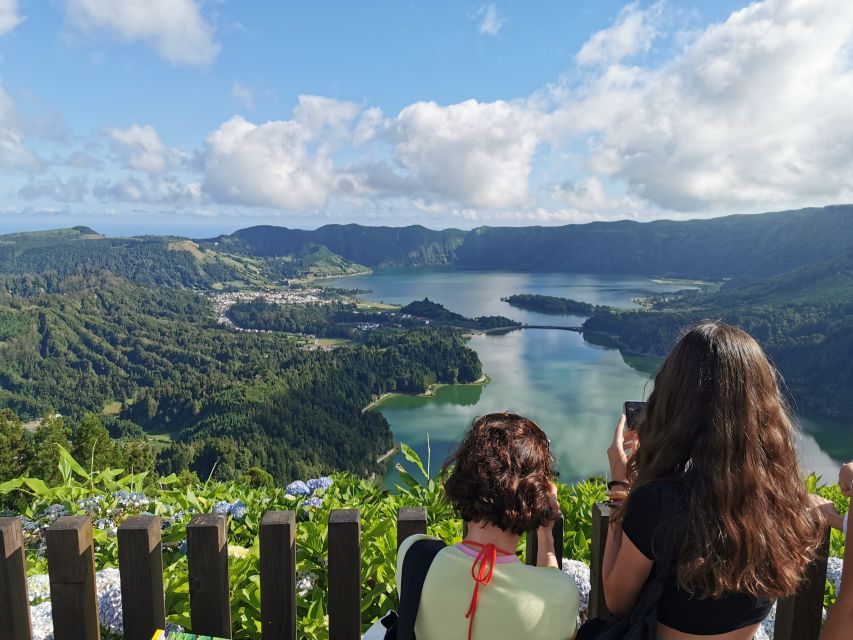 São Miguel Island: 2-Day Guided Island Tour With Meals - Flexible Booking