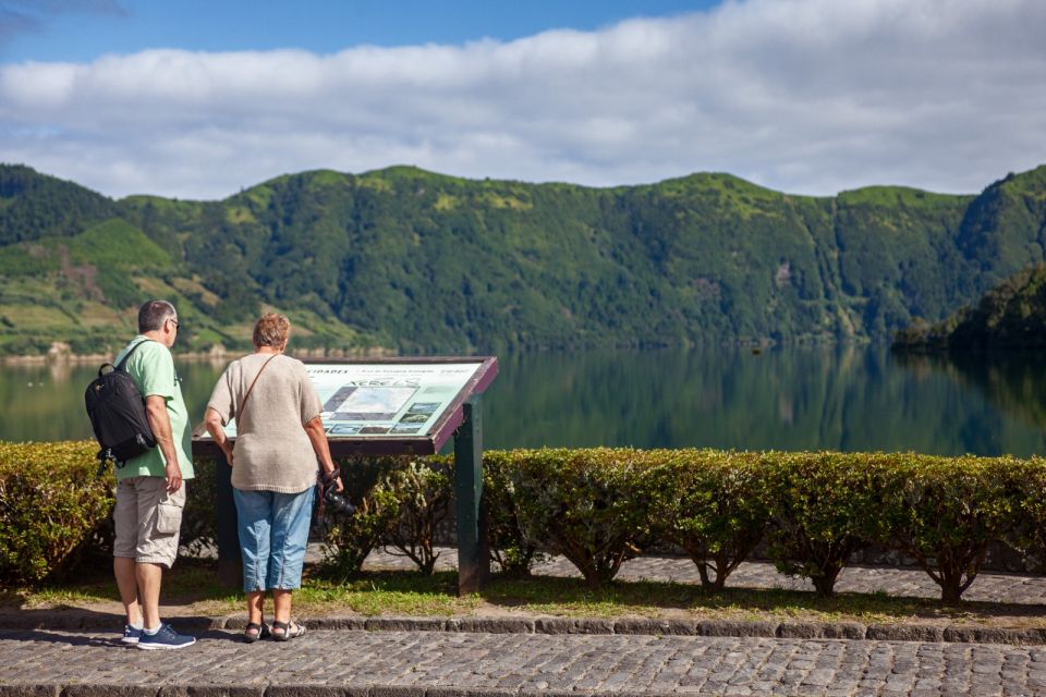 São Miguel Island: 2-Day Guided Island Tour With Meals - Furnas Volcano