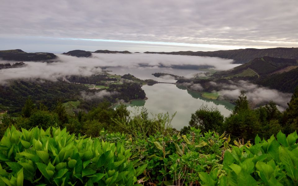 São Miguel Island: Full-Day Sete Cidades Tour - Key Points