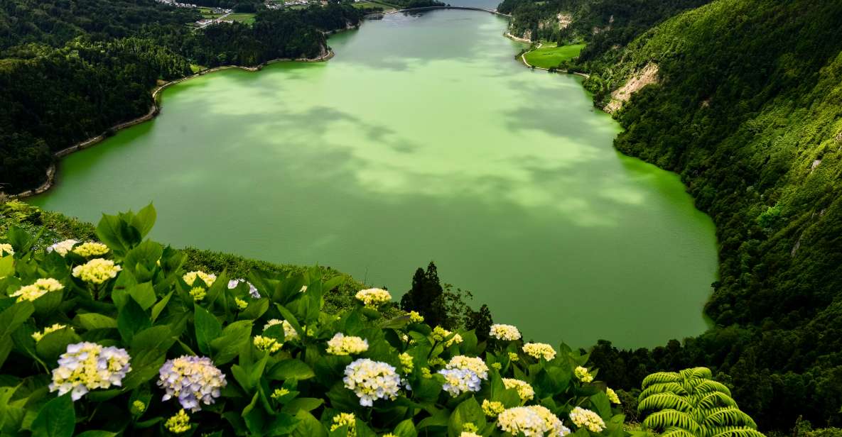 São Miguel Island: Full-Day Sete Cidades Tour - Important Information