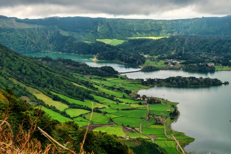 Sao Miguel: Jeep Tour to Sete Cidades & Lagoa Do Fogo - Taking in Azorean Culture