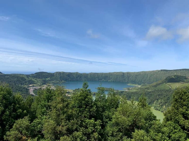 São Miguel: Sete Cidades Hiking, Picnic & Swim in Mosteiros - Key Points