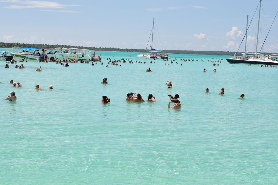 Saona Island: Catamaran and Speed Boat Full-Day Trip - Inclusions and Amenities