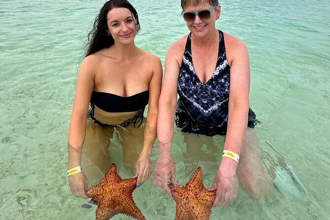 Saona Island Day Trip From Punta Cana with Lunch and Open Bar - Key Points