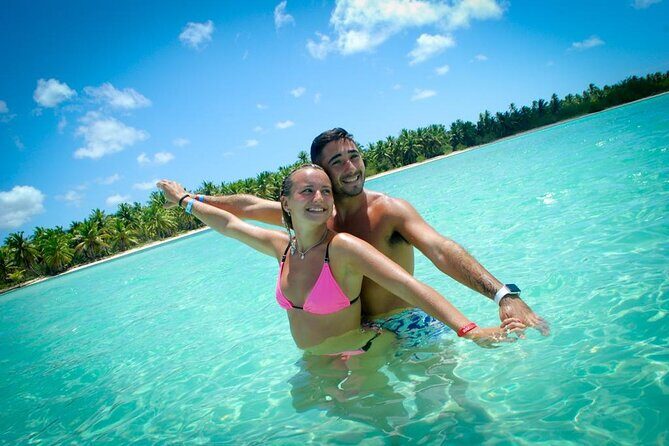 Saona Island Day Trip with Lunch, Transportation and Drinks - Key Points