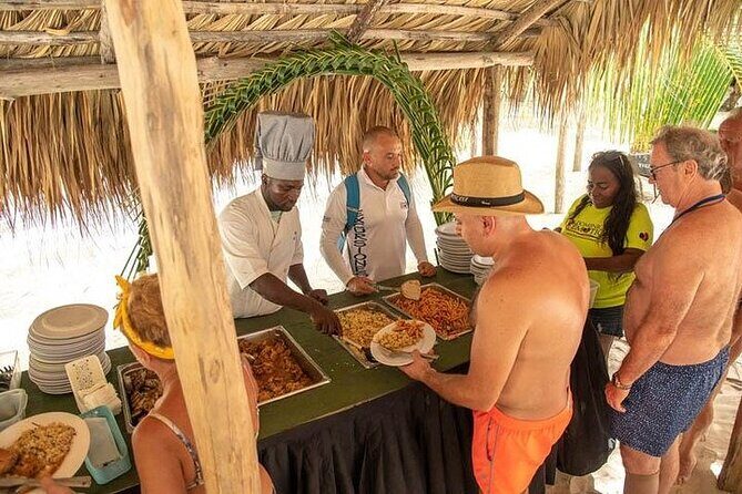 Saona Island Exclusive Beach All Inclusive from Punta Cana - Food and Drink