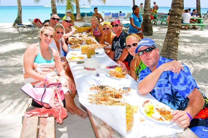 Saona Island Excursion - From Bayahibe - Food, Drink, and Entertainment