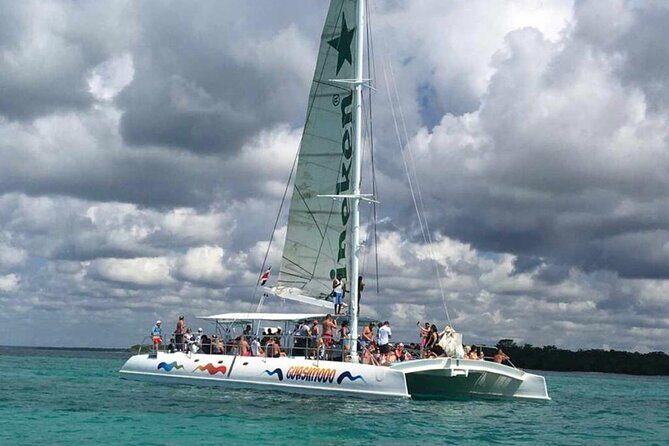 Saona Island VIP Experience Private Boat for Up to 20 People - Key Points
