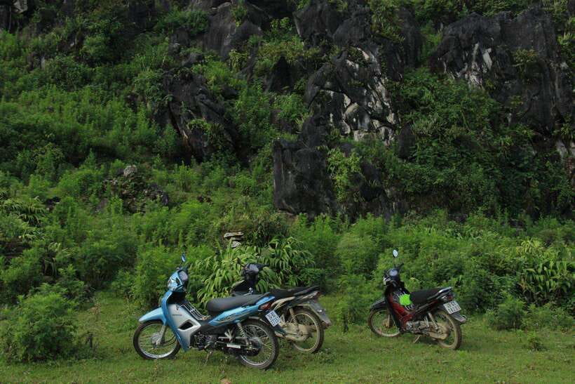Sapa: 1-Day Motorbike Tour to the Villages With Waterfall - Visiting Ta Phin Village