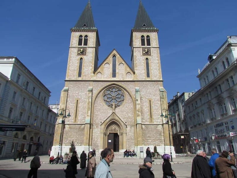 Sarajevo: Discover Sarajevo Walking Tour with Local Guide - Exploring Sarajevo: The Itinerary