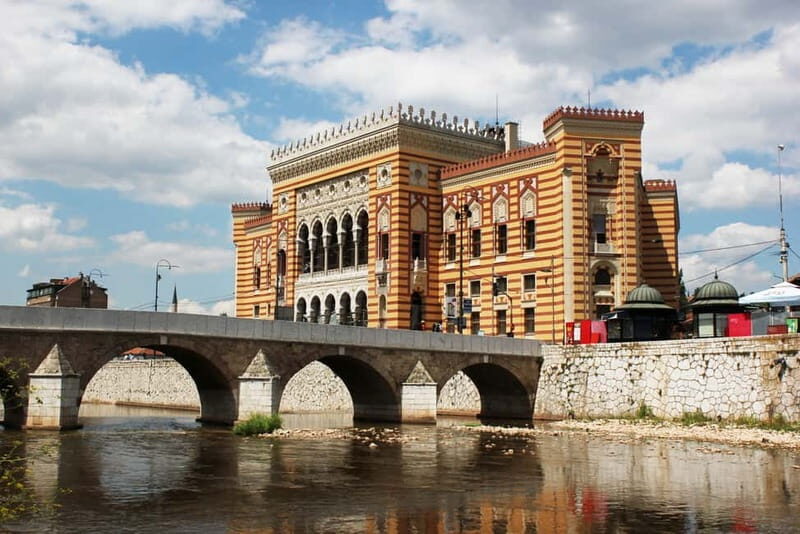 Sarajevo: Discover Sarajevo Walking Tour with Local Guide - Practical Details