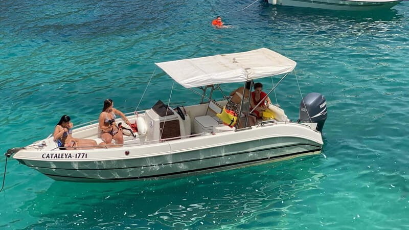 Saranda: Boat tour to 7 destinations end snorkeling - An Introduction to the Saranda Boat Tour Experience