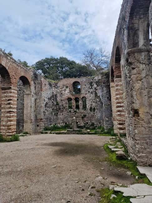 Saranda, Butrint Ksamil and Lekuresi Castle Private Day Trip - Lekuresi Castle: Panoramic Views & Photos