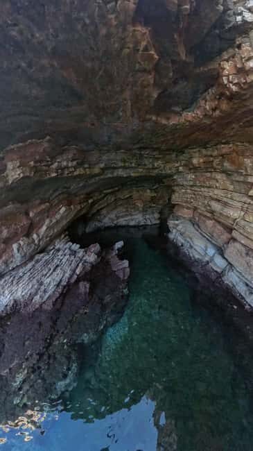 Sarandë: Boat Tour to Kroreza with Snorkel and free Umbrella - The Value Proposition