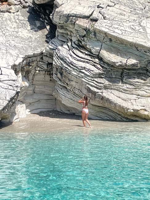 Sarandë: Cruise with Drinks, Snorkel at Shipwreck Swim Stops - An In-Depth Look at the Sarandë Coastal Boat Tour