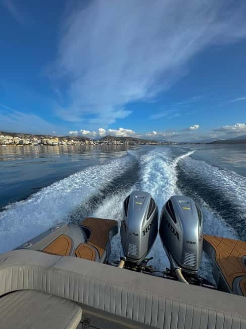 Sarandë: Private boat tour to Kroreza Bay & free sunbeds - The Sum Up