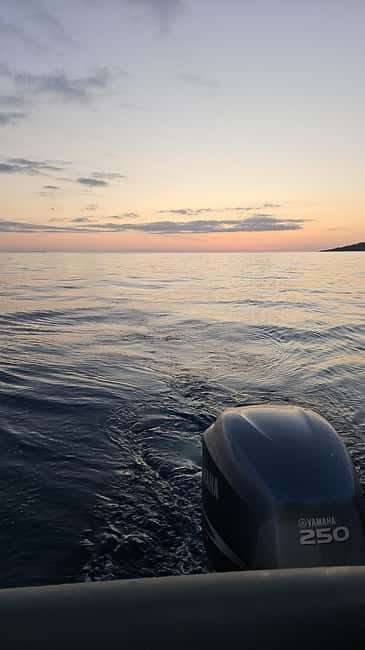 Sarandë: Sunset boat tour with local wine - Authentic Experiences and Traveler Feedback