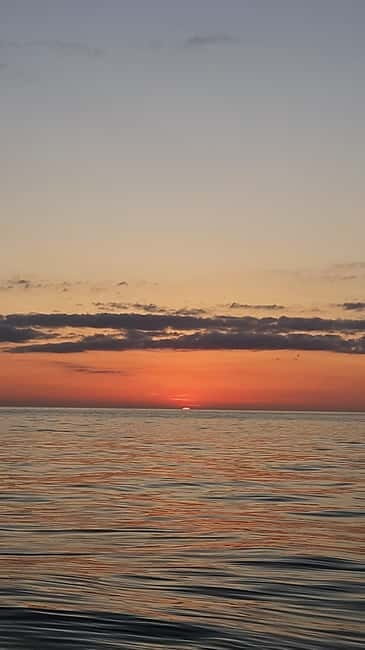 Sarandë: Sunset boat tour with local wine - FAQs