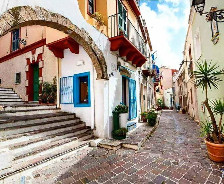 Sardinia: San Pietro Island and Carloforte Tour - Languages Offered