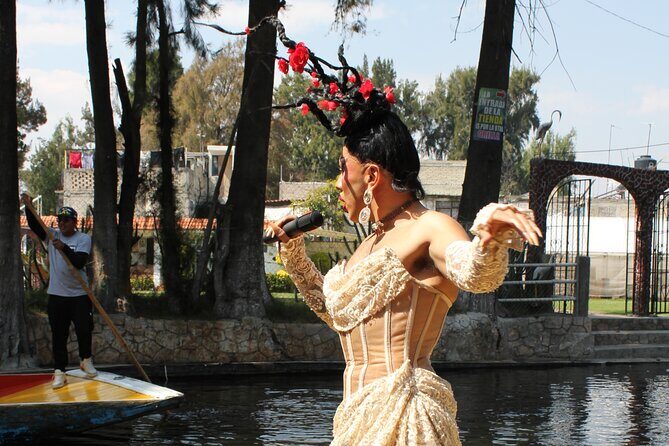 Sashay on Coyoacan and Xochimilco with a Drag Queen - Key Points
