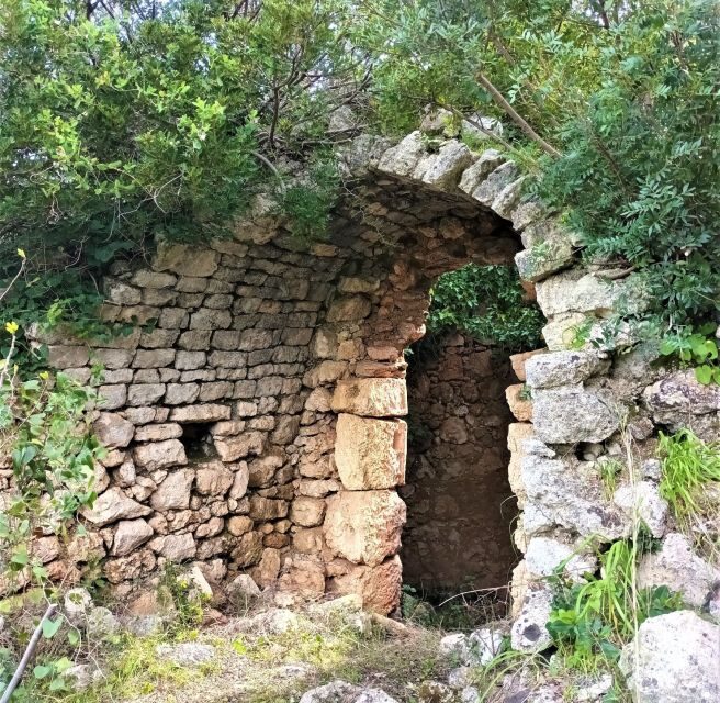 Sassari: hiking with donkeys in Cargeghe and aperitif - Practical Details