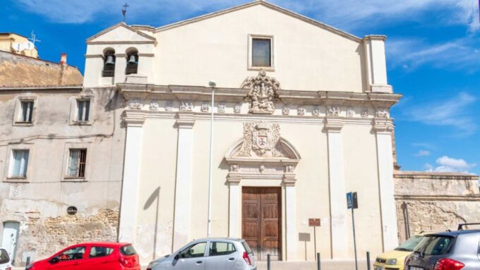 Sassari: Historic City Center Guided Walking Tour - Inclusions, Exclusions, and Mobility Considerations