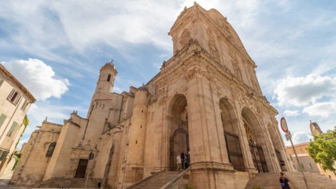 Sassari: Historic City Center Guided Walking Tour - Booking Information and Preparation Tips