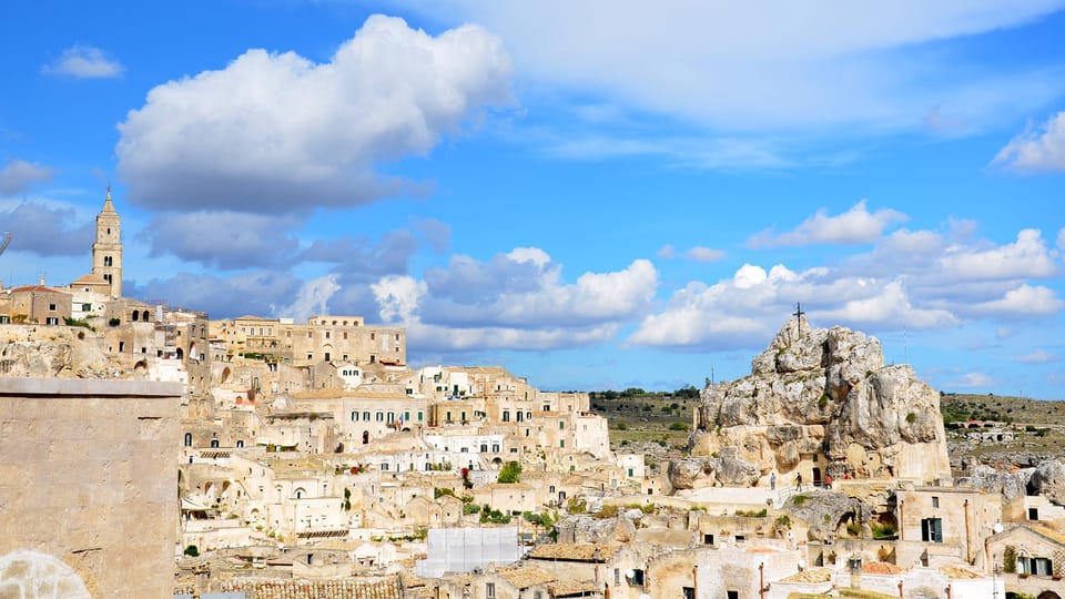 Sassi Di Matera: Private Walking Tour With Local Guide - Exploring the Sassi Di Matera