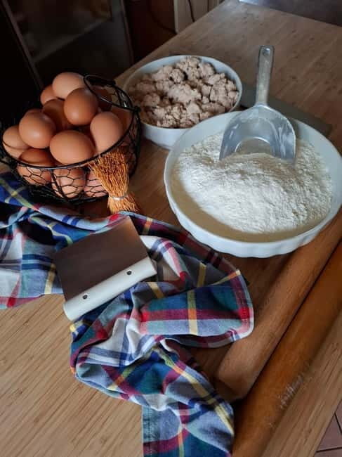 Sassuolo: visit to the Ducal Palace, foodtour and Emilian cooking class - FAQ