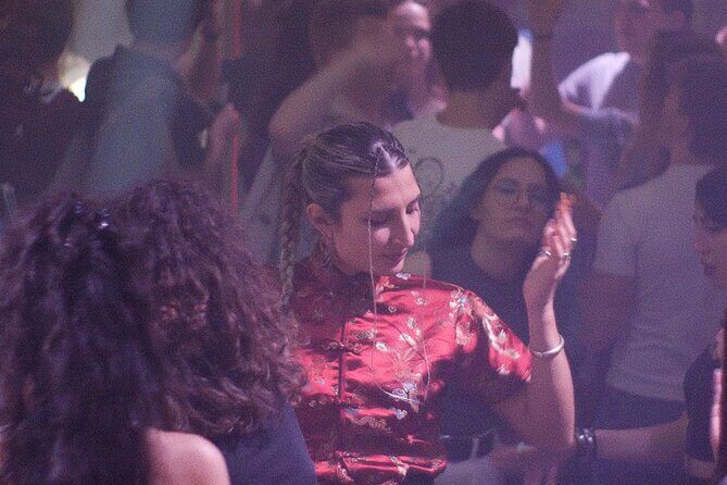 Saturday Night Pub Crawl for Professionals in Athens, Greece - The Sum Up