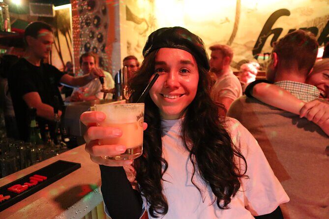 Saturday Night Pub Crawl for Professionals in Vienna, Austria - The Guide: The Heart of the Experience