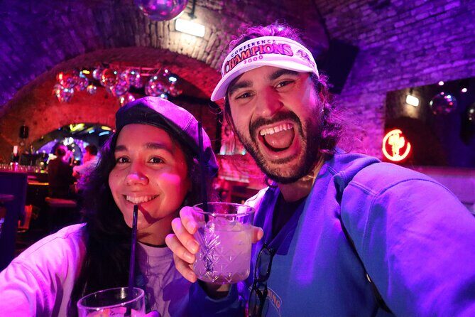 Saturday Night Pub Crawl for Professionals in Vienna, Austria - The Social Element: Making Connections