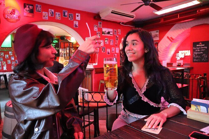 Saturday Night Pub Crawl for Professionals in Vienna, Austria - Who Will Love This Tour?