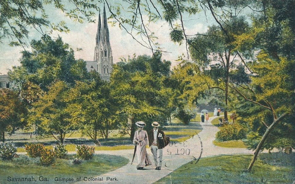 Savannah: Colonial Park Cemetery Guided Tour - Accessibility and Attire Recommendations