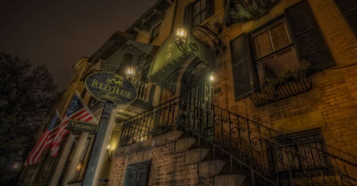 Savannah: Grave Tales Walking Tour - Haunted History of Downtown Savannah