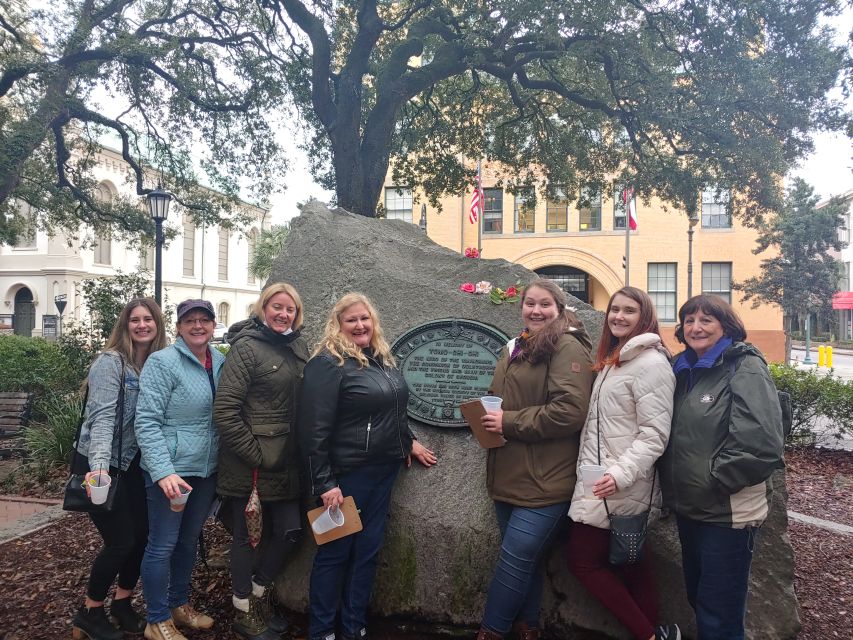 Savannah: Guided Walking Tour and Trivia Game - Exploring Savannahs Landmarks