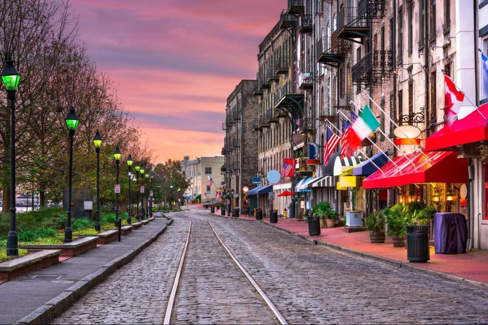 Savannah: Historical Panoramic City Tour - Transportation