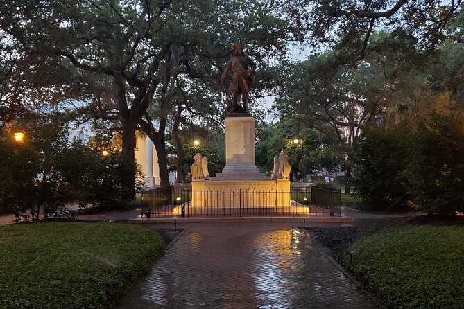 Savannah History and Haunts Candlelit Ghost Walking Tour - Itinerary Highlights
