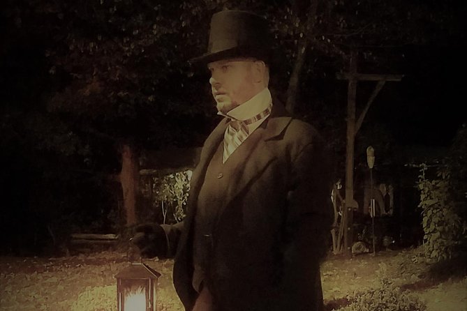Savannah History and Haunts Candlelit Ghost Walking Tour - Accessibility Information