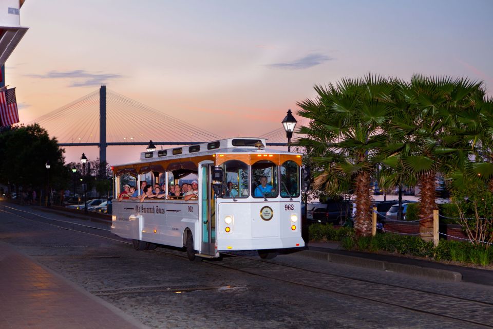 Savannah: Hop-On Hop-Off Historic Trolley Tour - Riverfront and Park Attractions