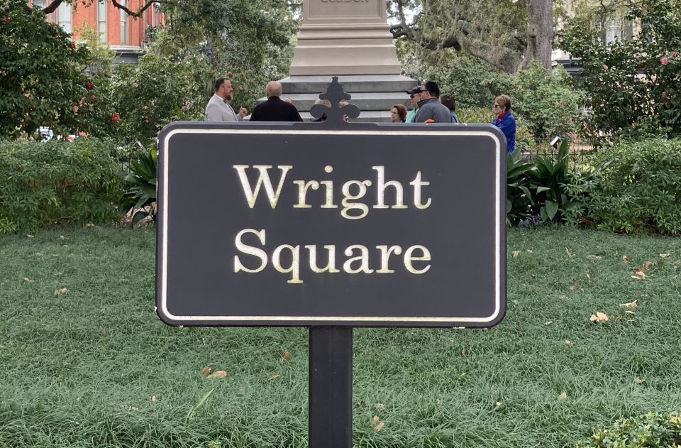 Savannah: Old Squares GPS Audio Guided Walking Tour - Discover Savannahs Founding Story